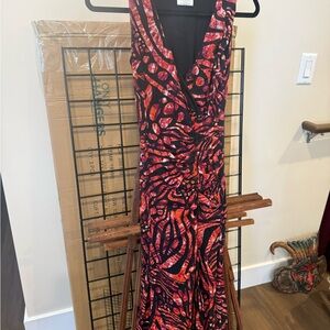 Sleeveless V-Neck Red & Black Printed Fuzzi Dress